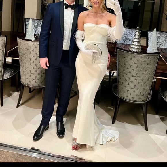 Bronx and Banco Elena Strapless Feather Gloves White Bridal Maxi Dress Sz Large - Picture 2 of 14